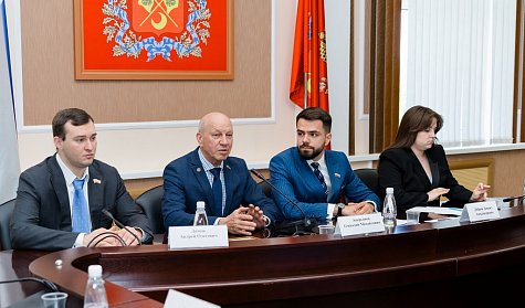Запустить проект «Я патриот» и провести турнир по мини-футболу